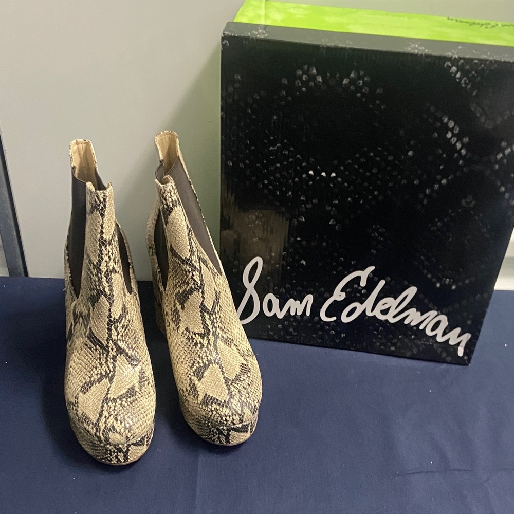 Sam Edelman Women's Beige Snake Print Ankle Boots
